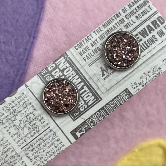 None Jewelry - 3/$15 druzy stud earrings NEW rose gold color sparkly Easter spring 8mm mini